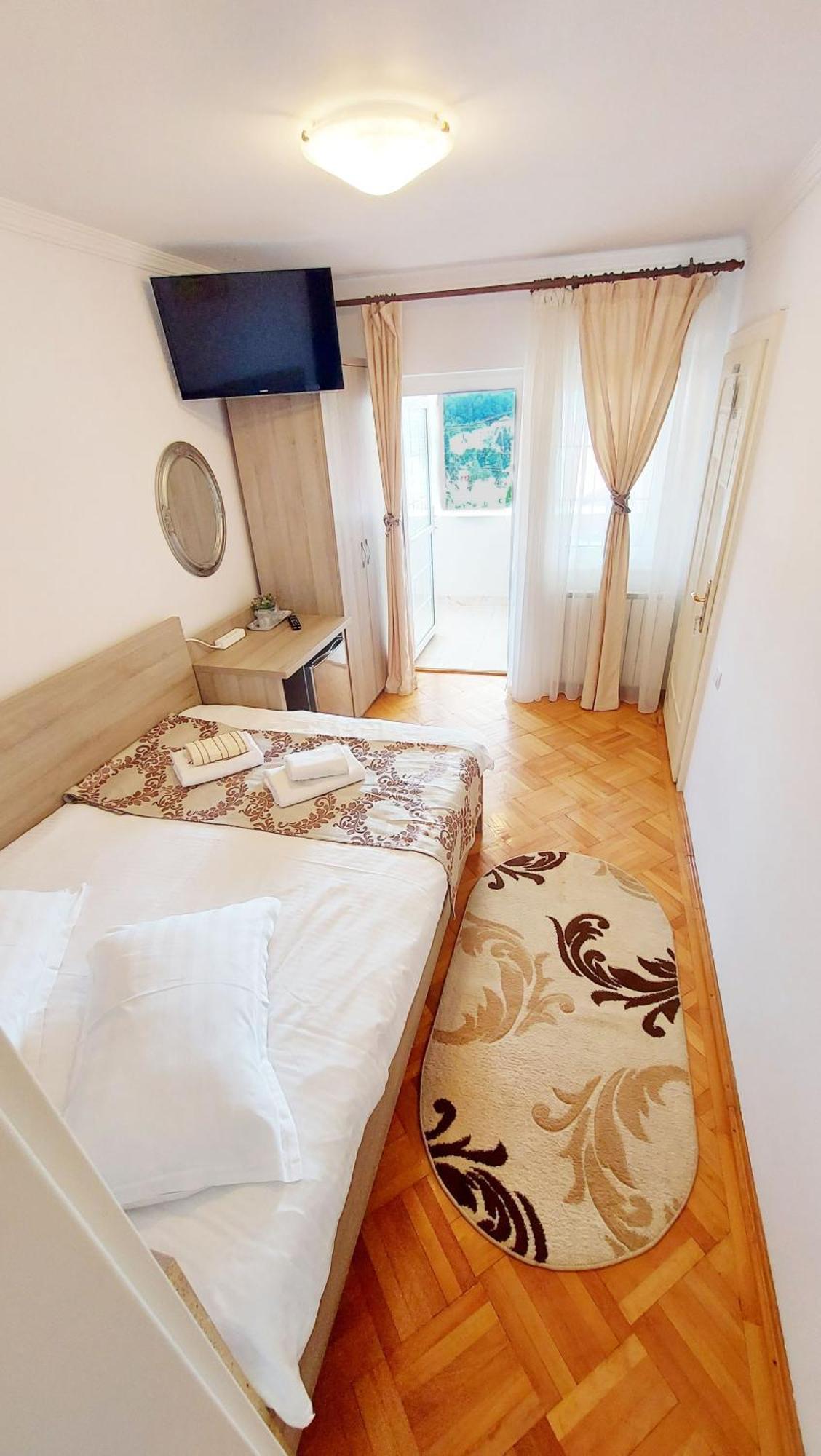 Hotel Casa Giulia Băile Olăneşti Camera foto
